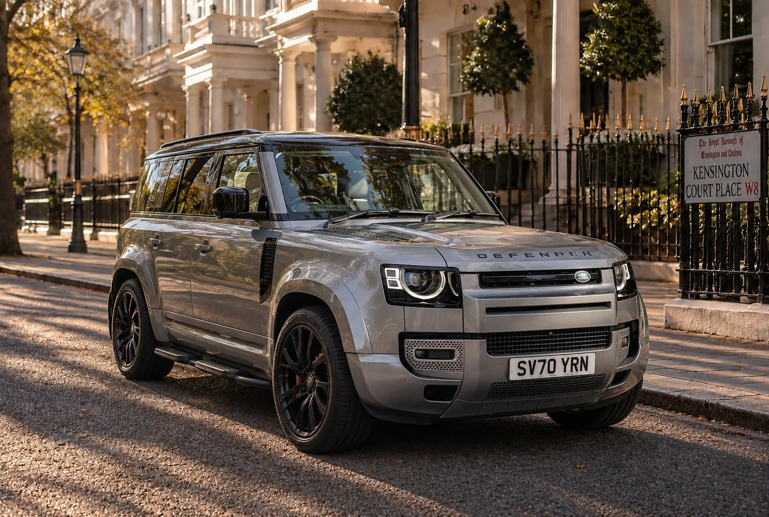 Land Rover Defender 110